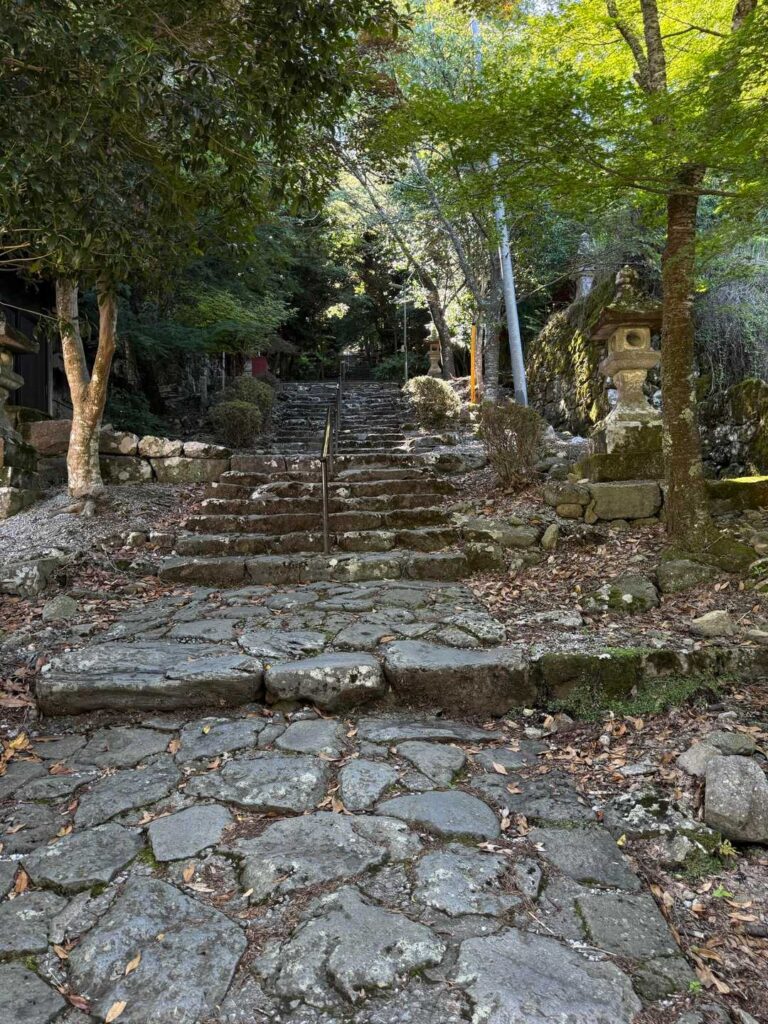 苦手な階段地獄。ここが一番キツかったかも