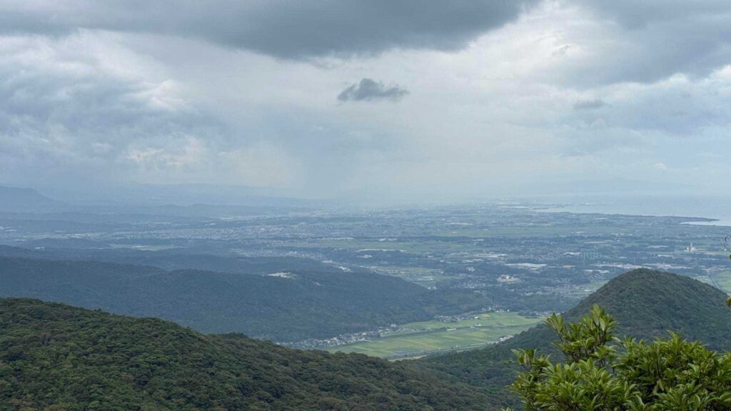 山頂からの大展望!平野と町並みが一望