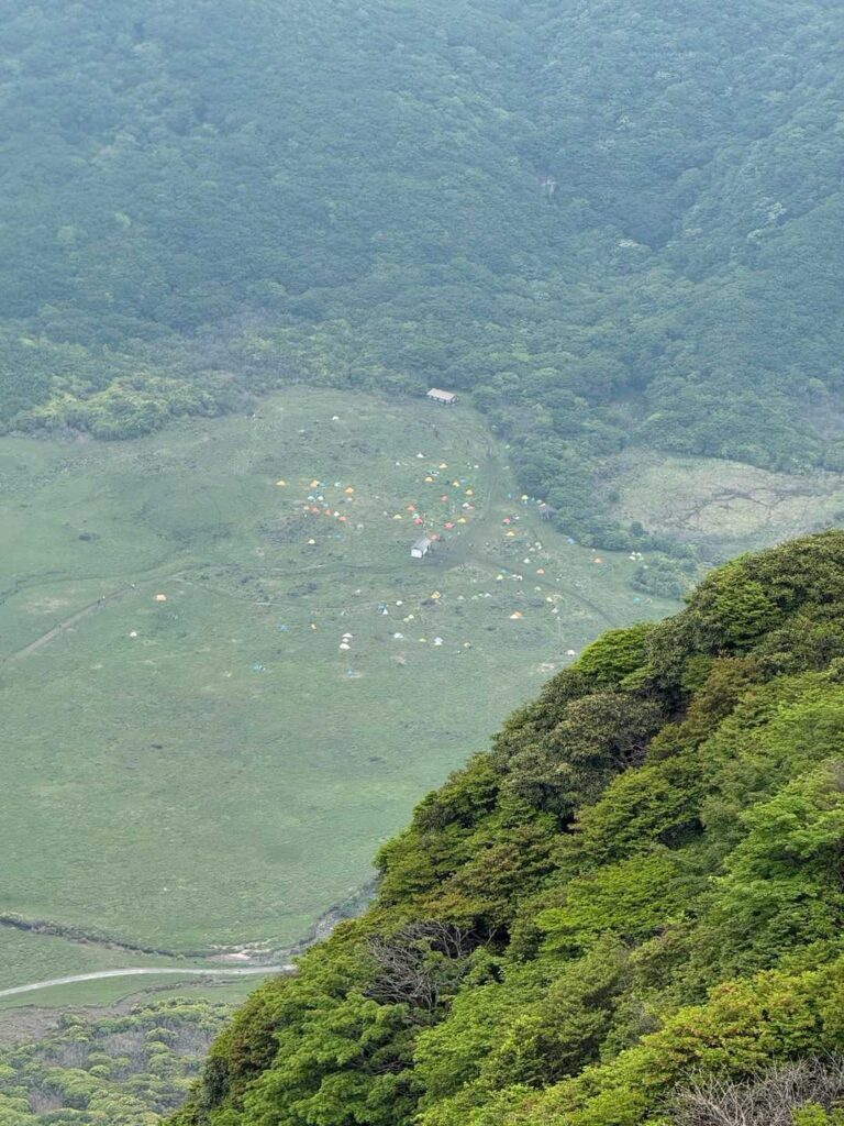 坊ガツルのテント