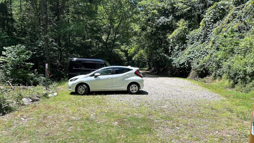 無事に下山 けど 殆ど車はいない