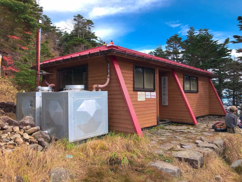 山頂付近のトイレ