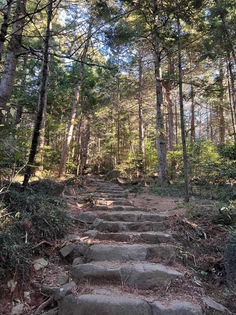 白雲橋コースの石鳥居