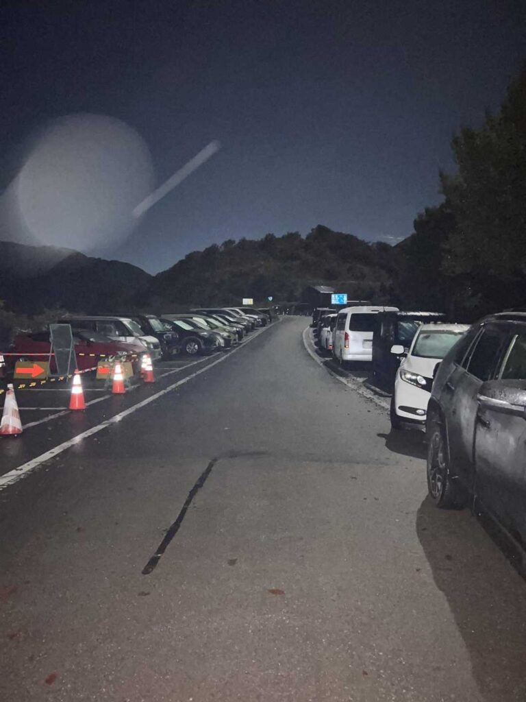 夜中0時には駐車場は満車