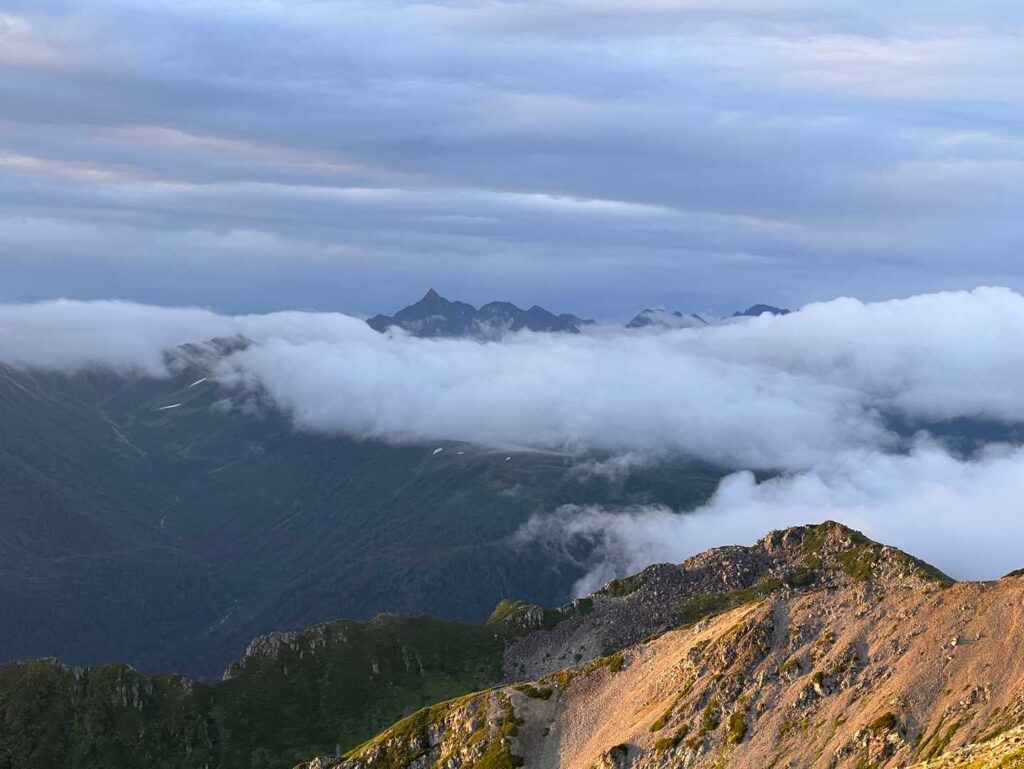 槍ヶ岳すら脇役にする大パノラマ
