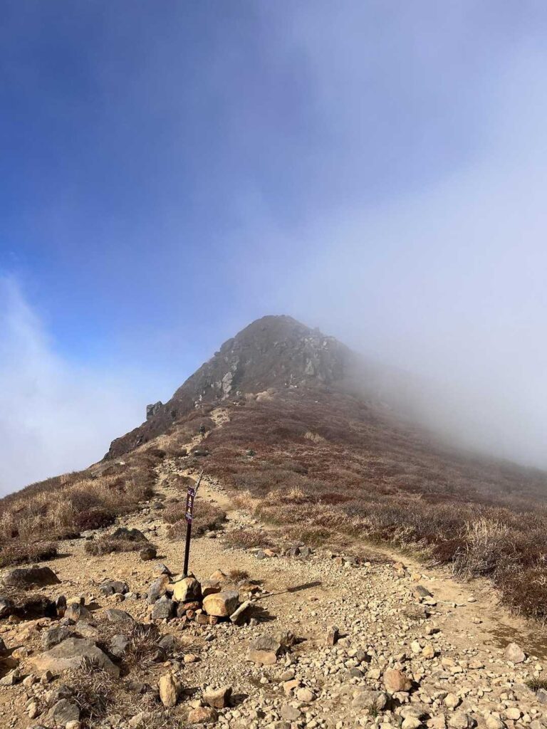 天狗ヶ城へ向かう