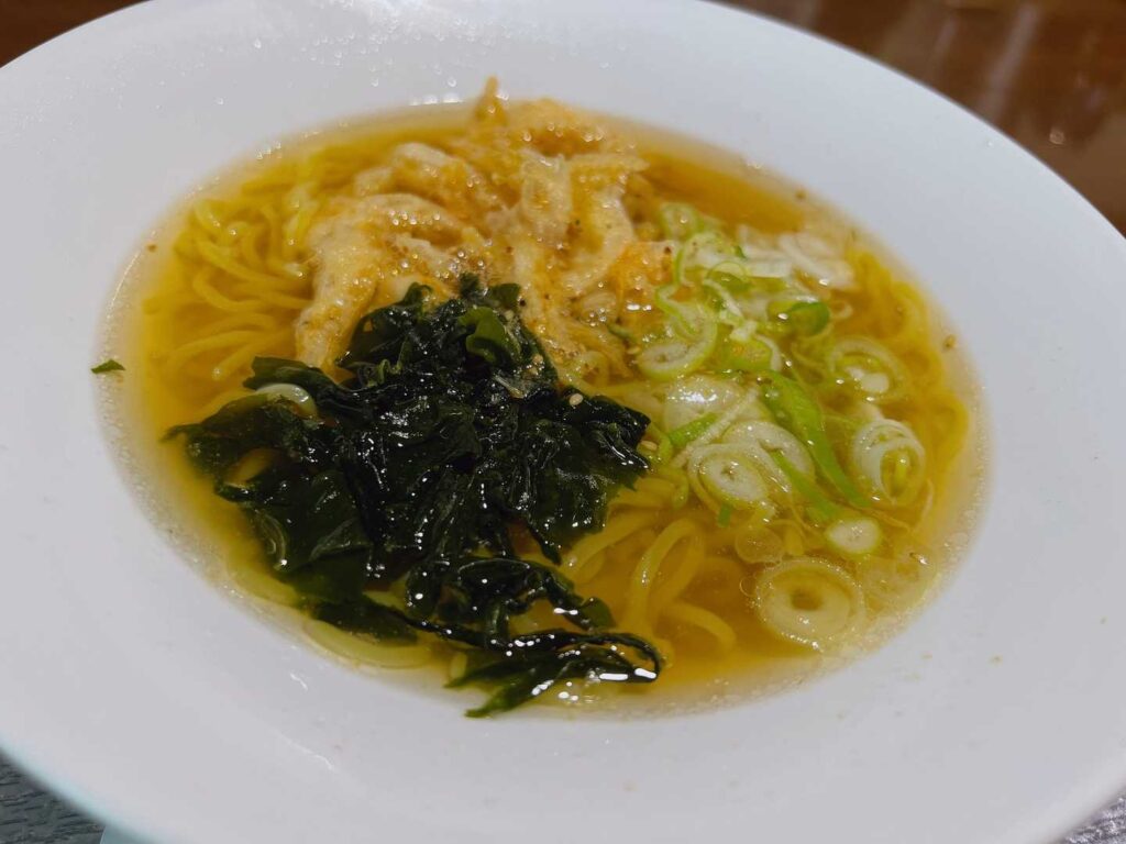 SAで白えびの塩ラーメン