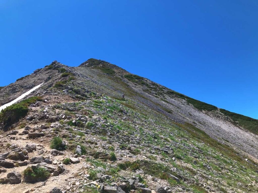 ワリモ岳への稜線