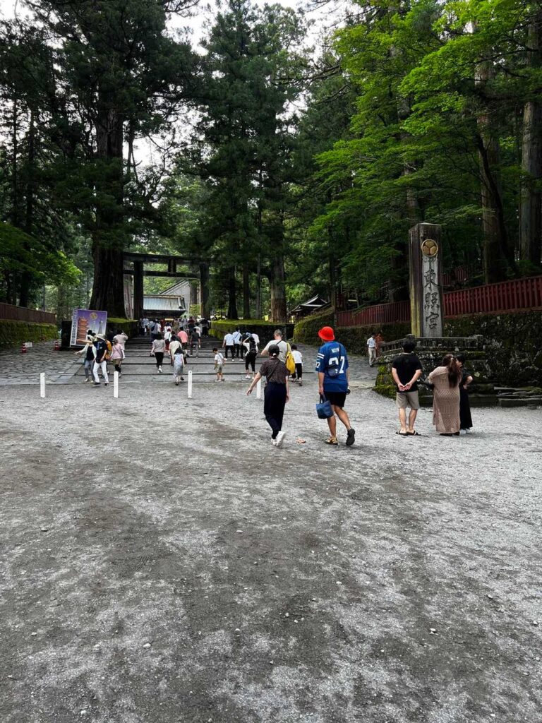 日光東照宮の境内