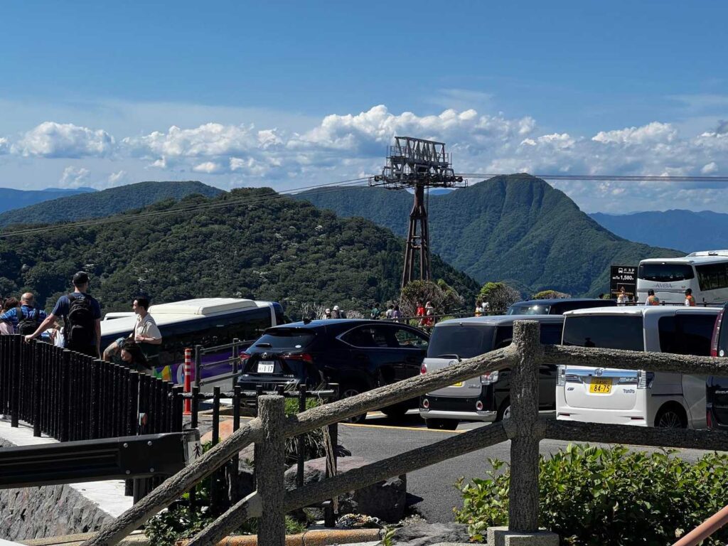 奥に さっきまで登っていた金時山が / L👀K!!
