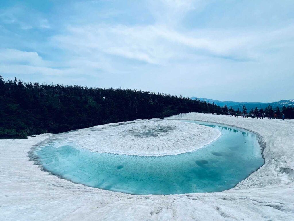 八幡平ドラゴンアイの全景