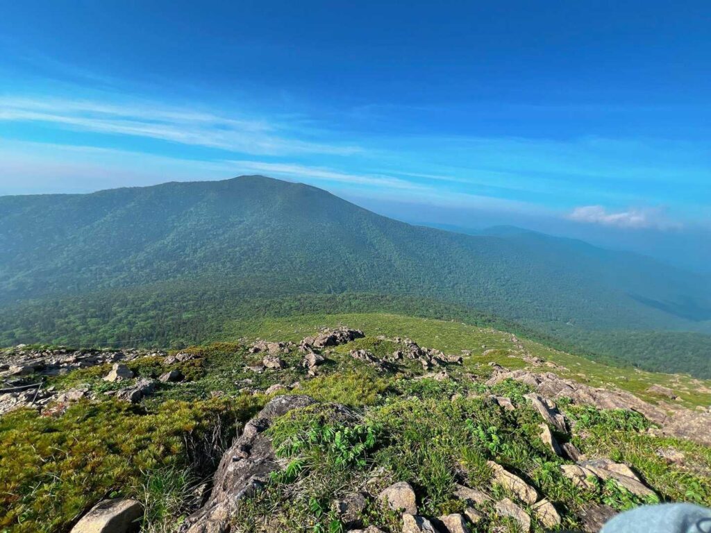 いい天気の急登