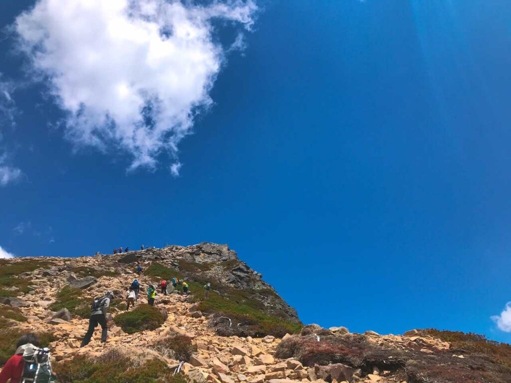 また東天狗に戻って