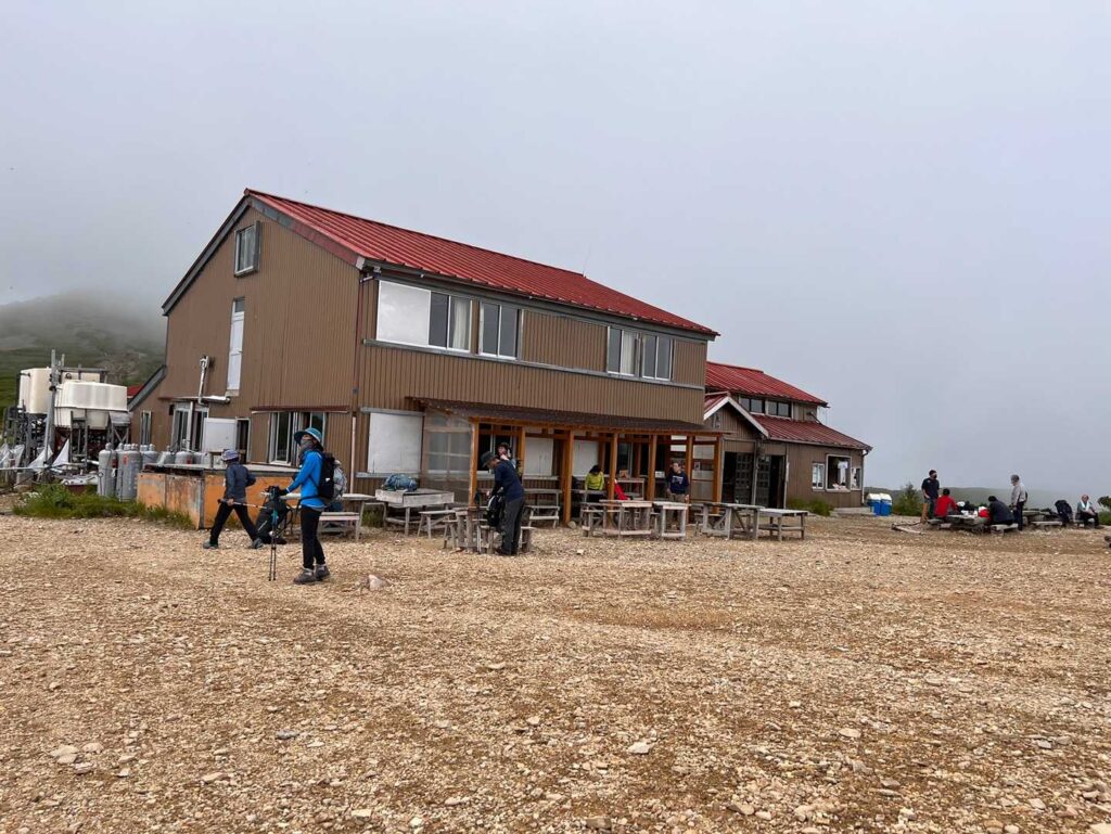 太郎平小屋に到着