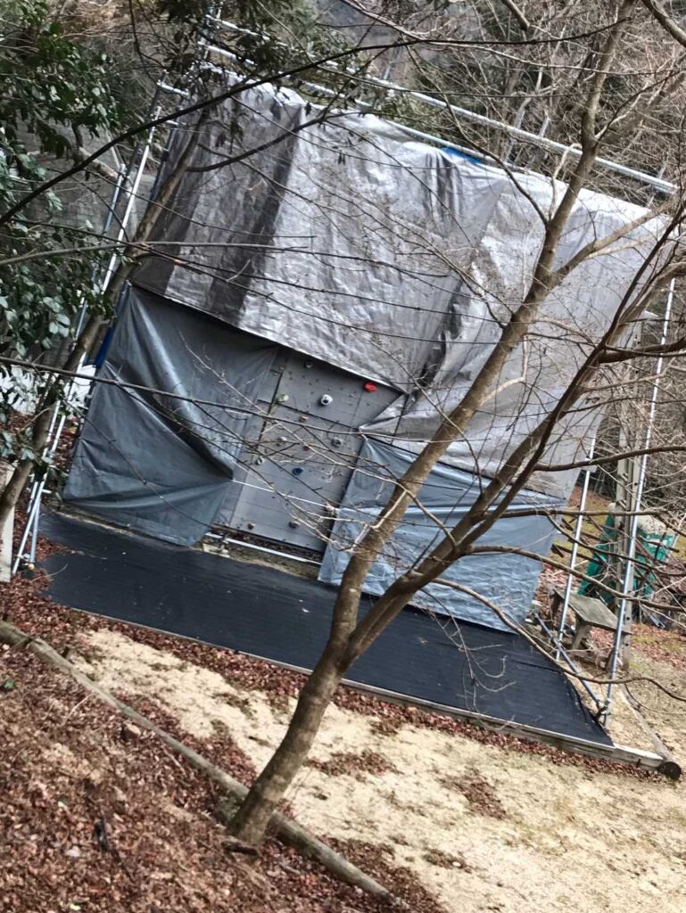 ボルダリング発見！！ / ここで練習して 登山かなぁー