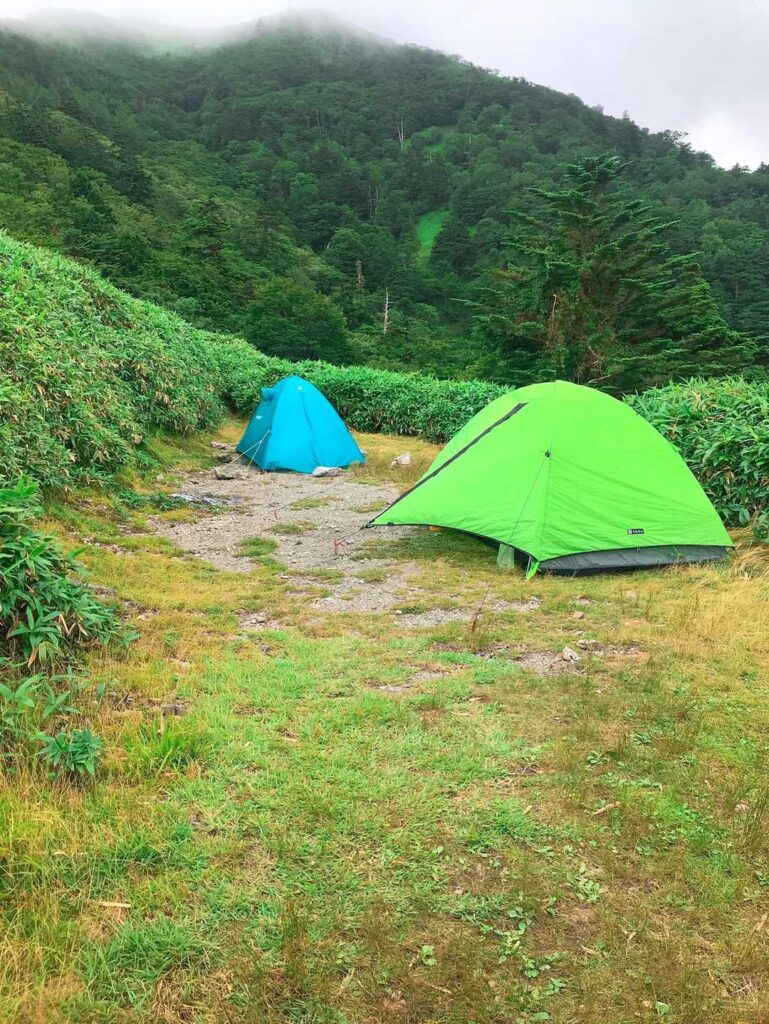 テントしてる人も