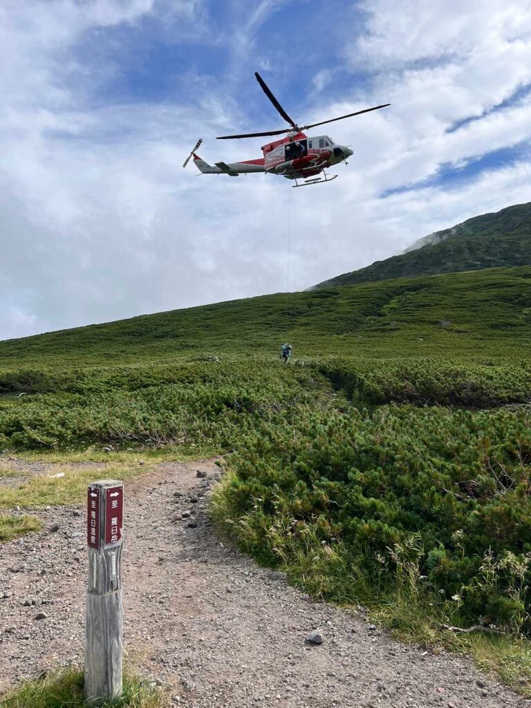 救助ヘリの到着