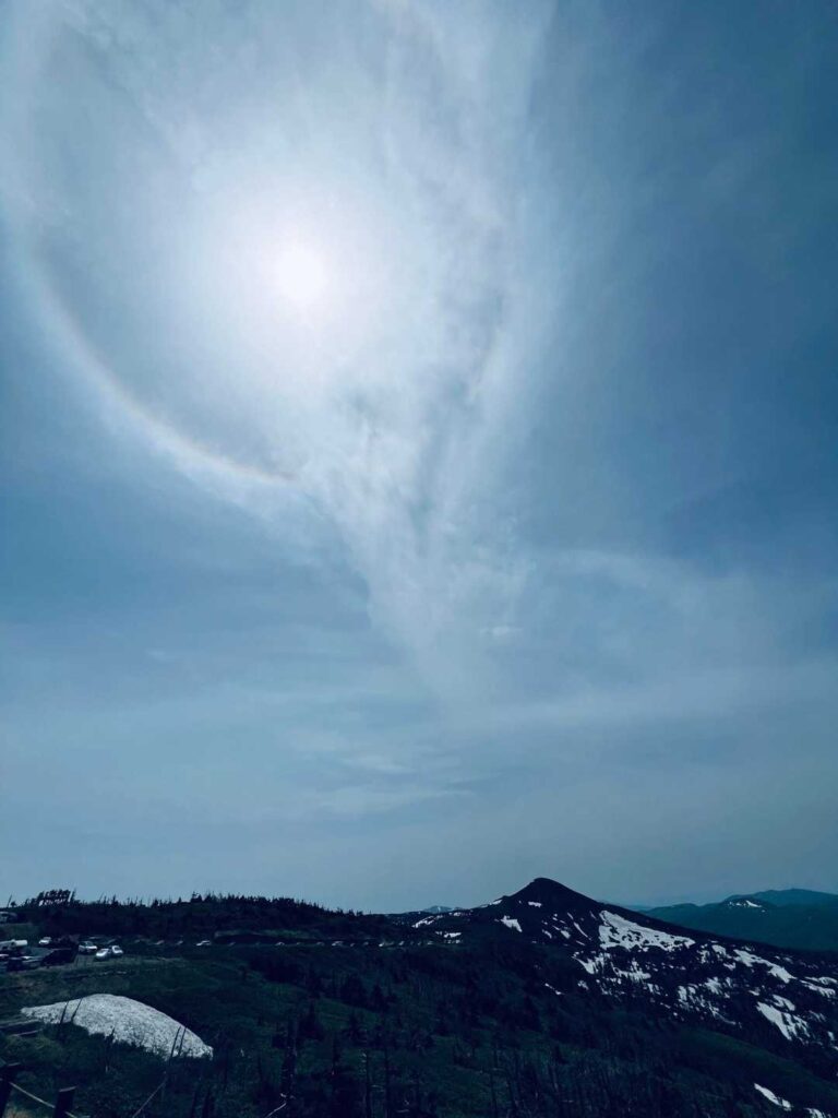八幡平で見たハロ(日暈)