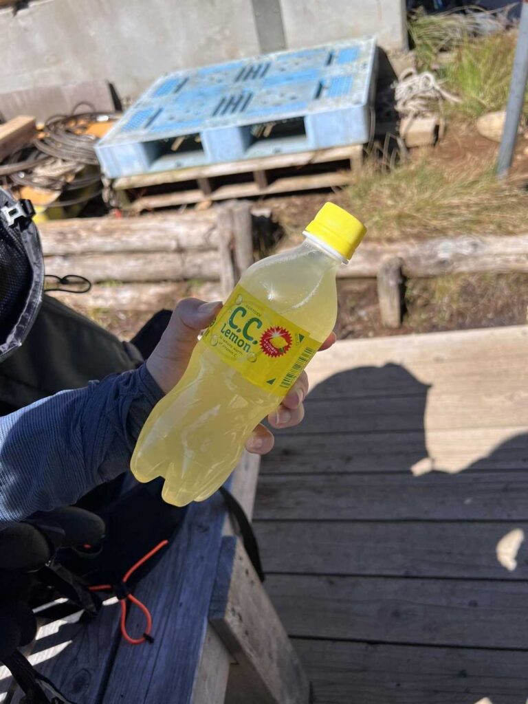 冷たいジュースで一息