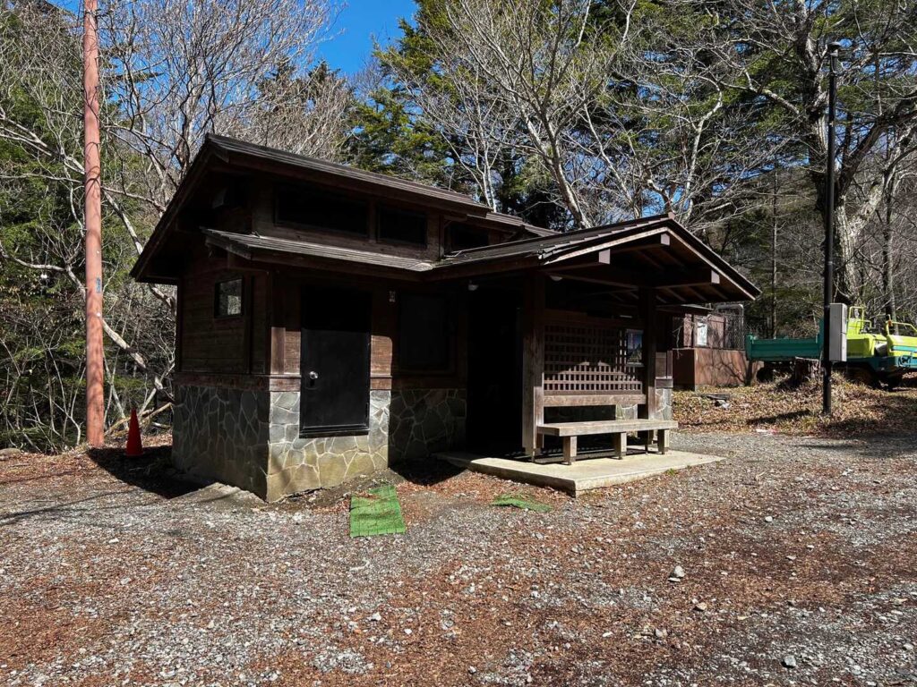 ここに トイレありましたよ☝️