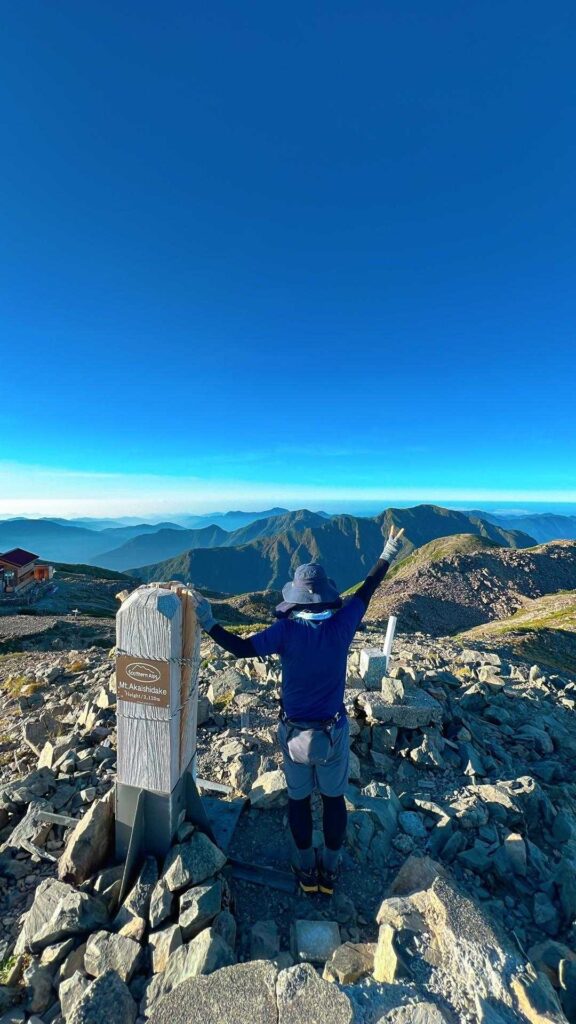 赤石岳山頂標識