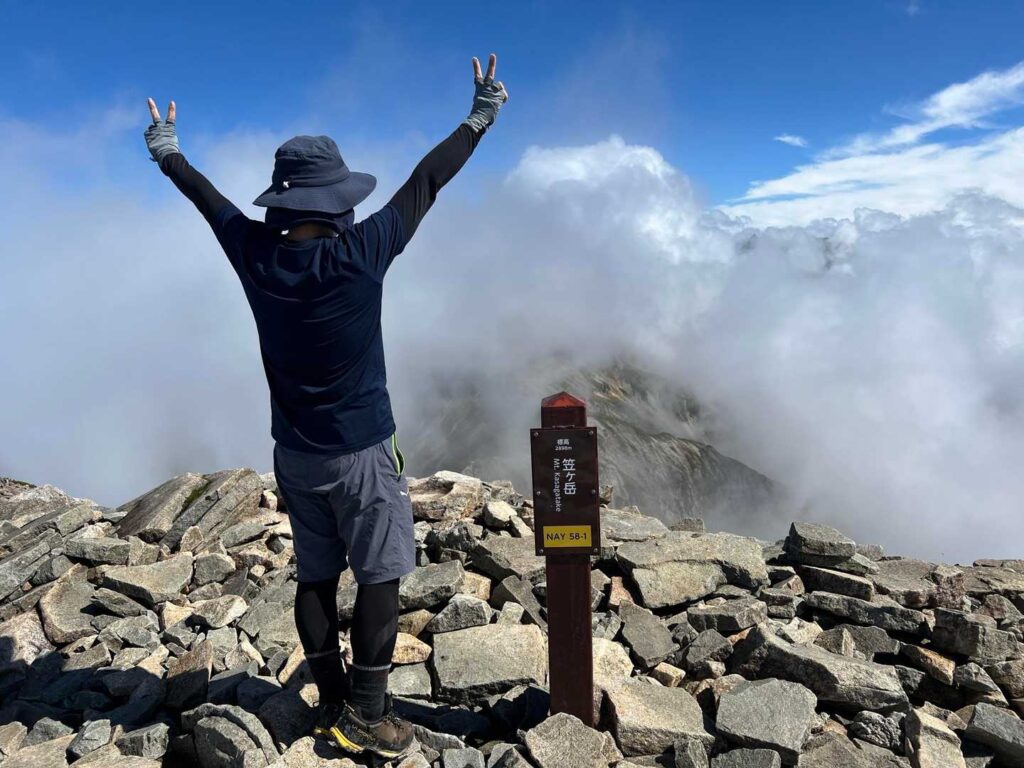 笠ヶ岳山頂