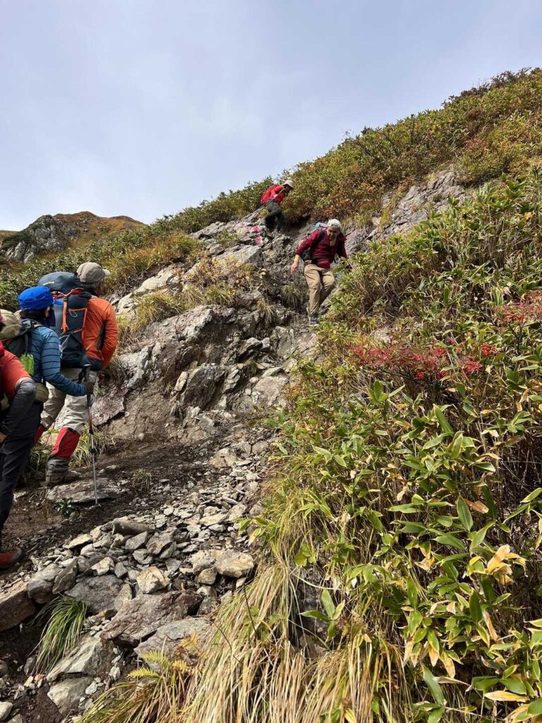核心部の岩場の急登