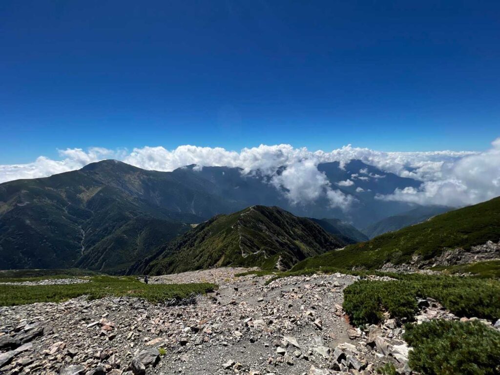 聖岳山頂付近からのパノラマ