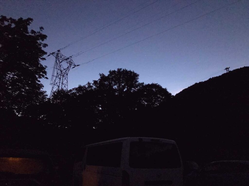 鍋平園地駐車場からスタート