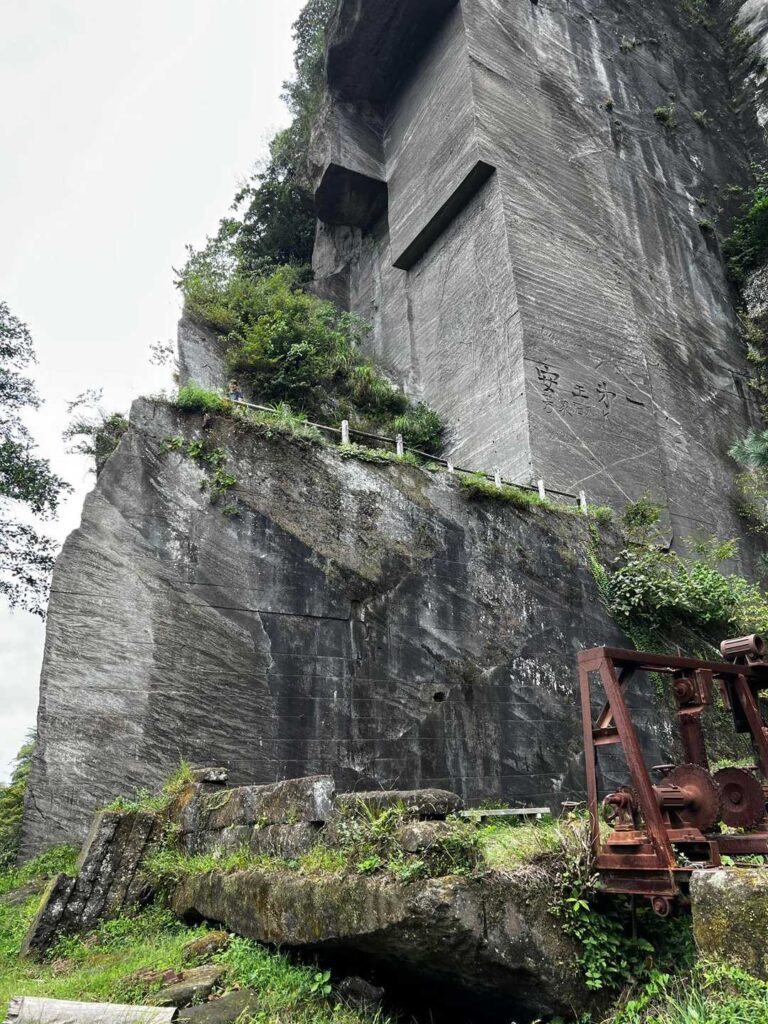 お立ち台 / 清水寺の舞台みたいなやつです