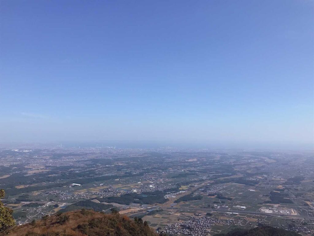 伊勢湾が見える