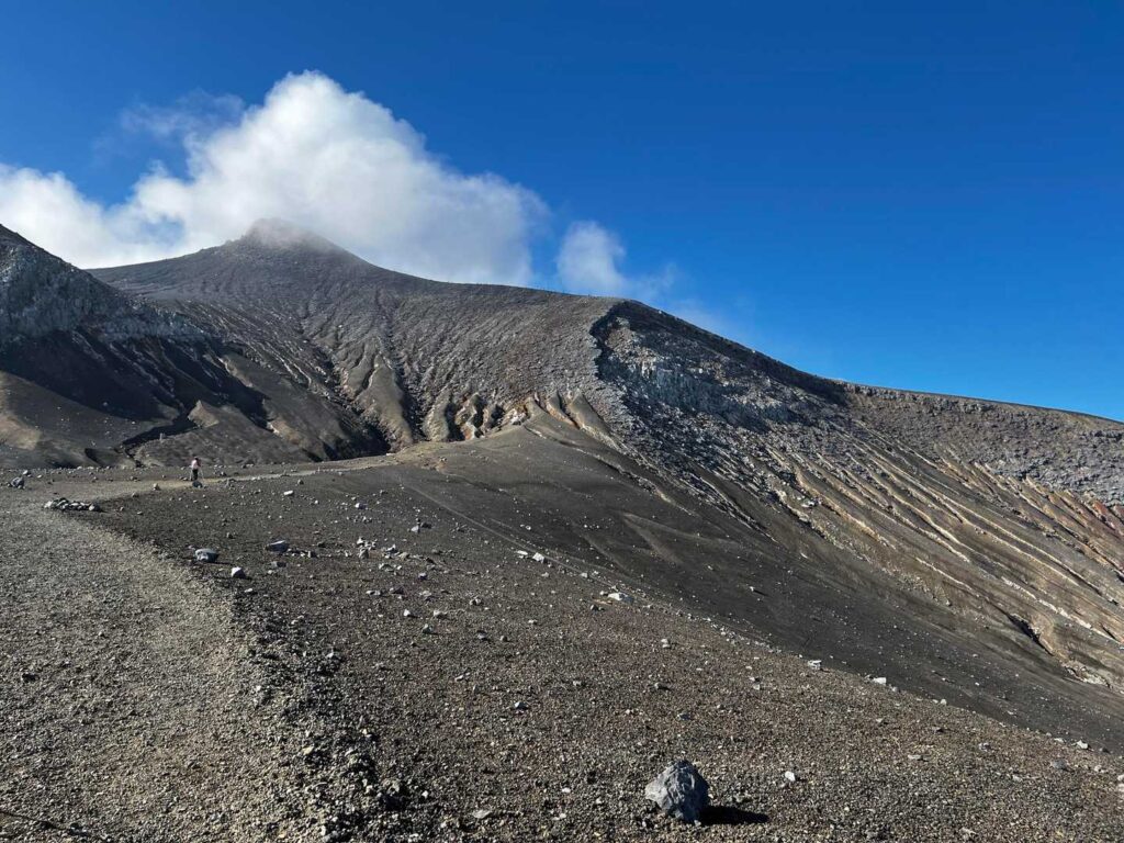 山頂方面のガス