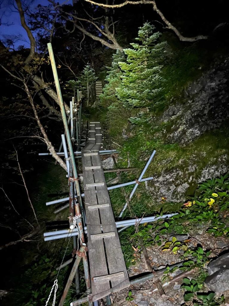 朝焼けと富士山