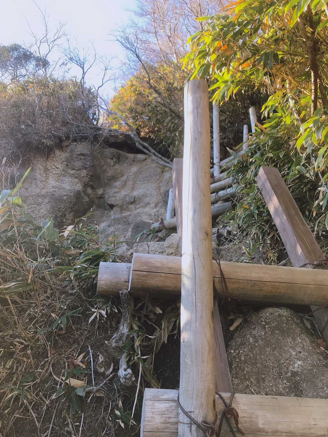 一ノ谷新道を下る