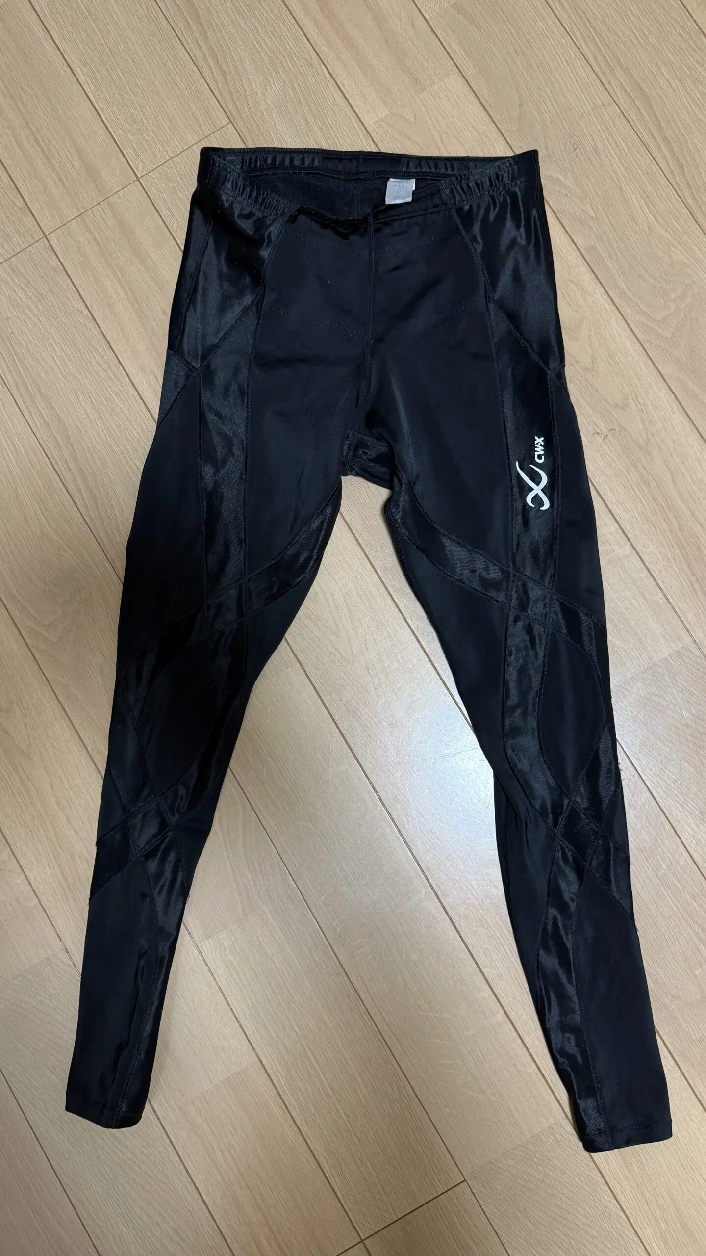 CW-Xジェネレーター登山レビュー｜膝の効果・サイズ感・口コミの気に