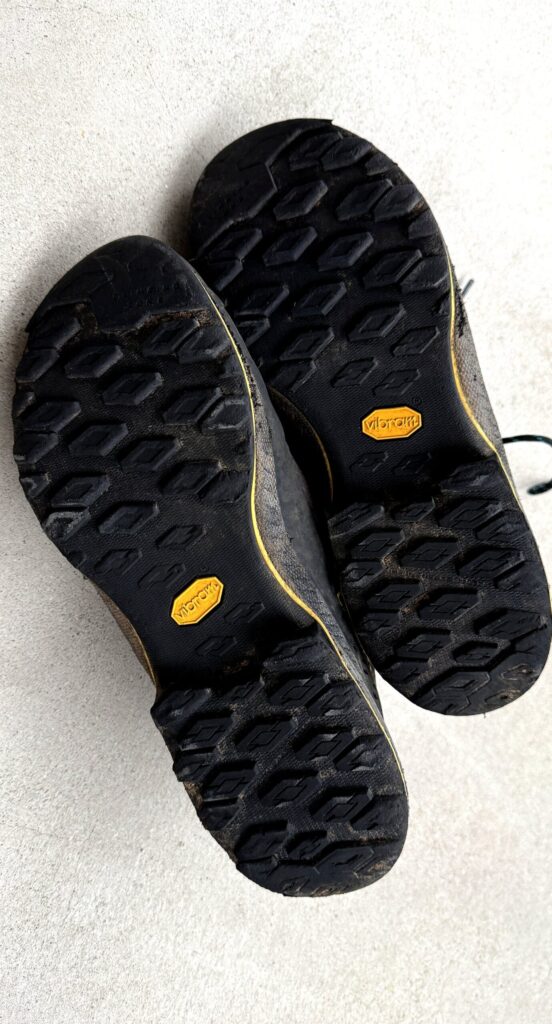 スポルティバ TX4 GTX Vibram Mega Gripソール|岩場でのグリップ力が圧倒的