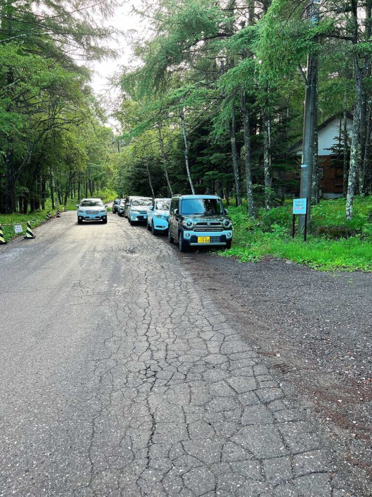 駐車場はいっぱい