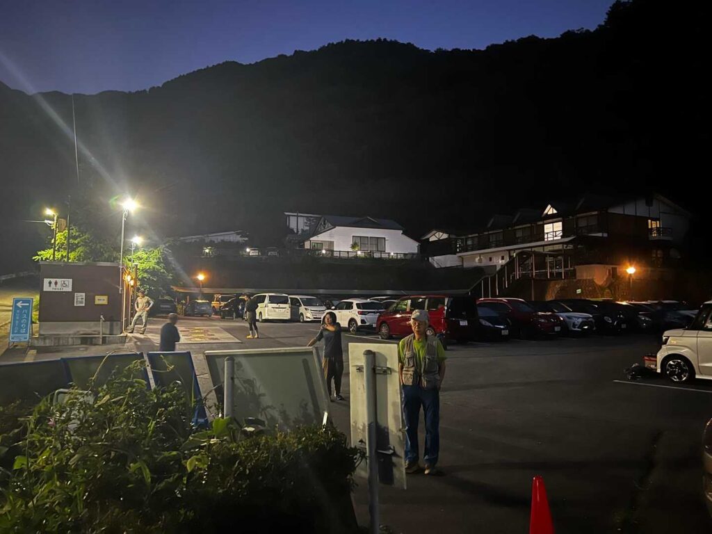 第2駐車場。朝には満車