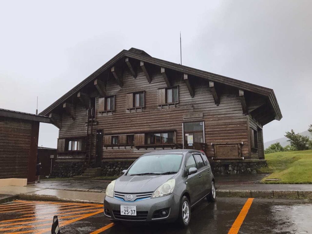 鉾立山荘の外観