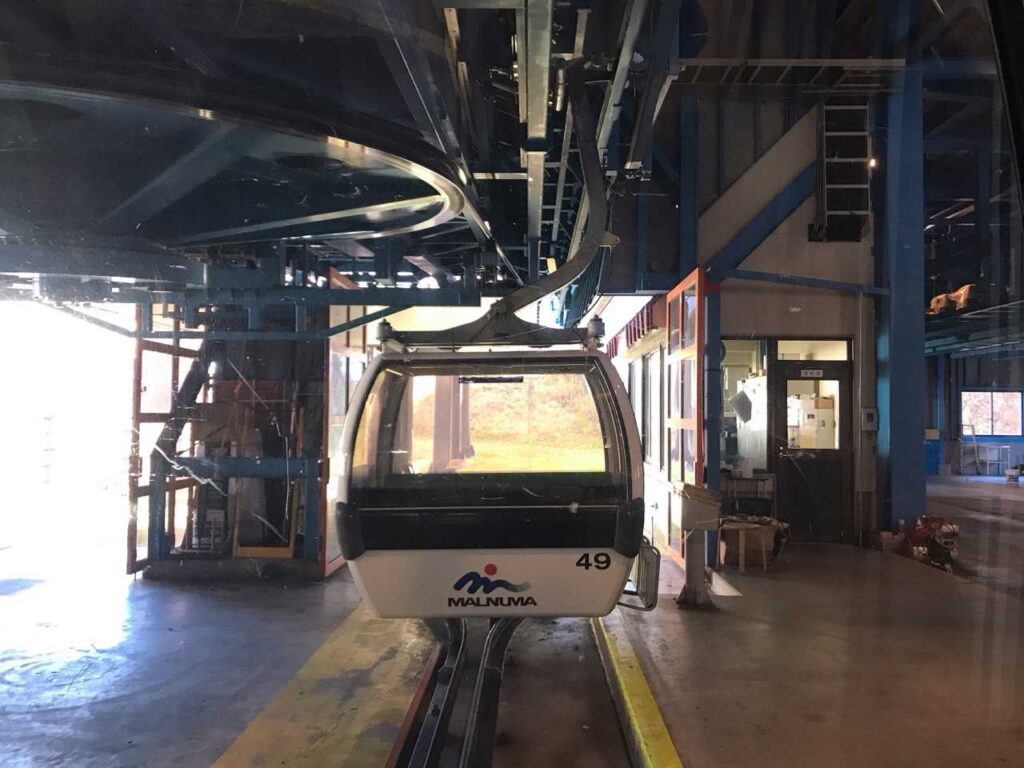 ゴンドラで一気に上昇