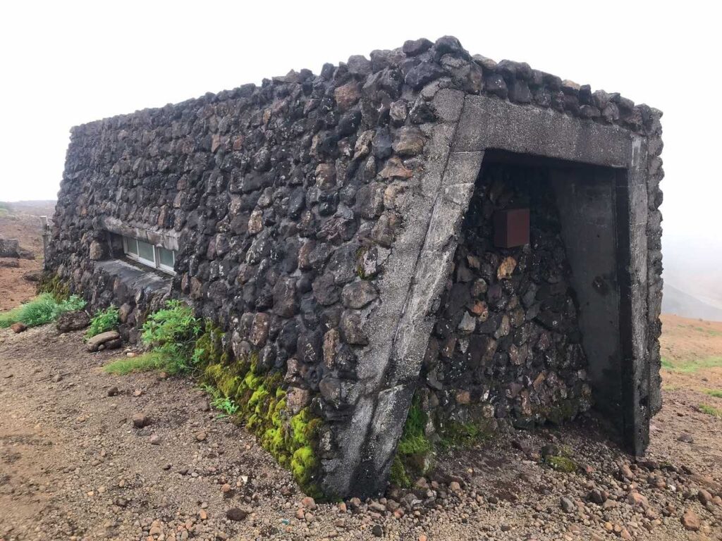 熊野岳避難小屋