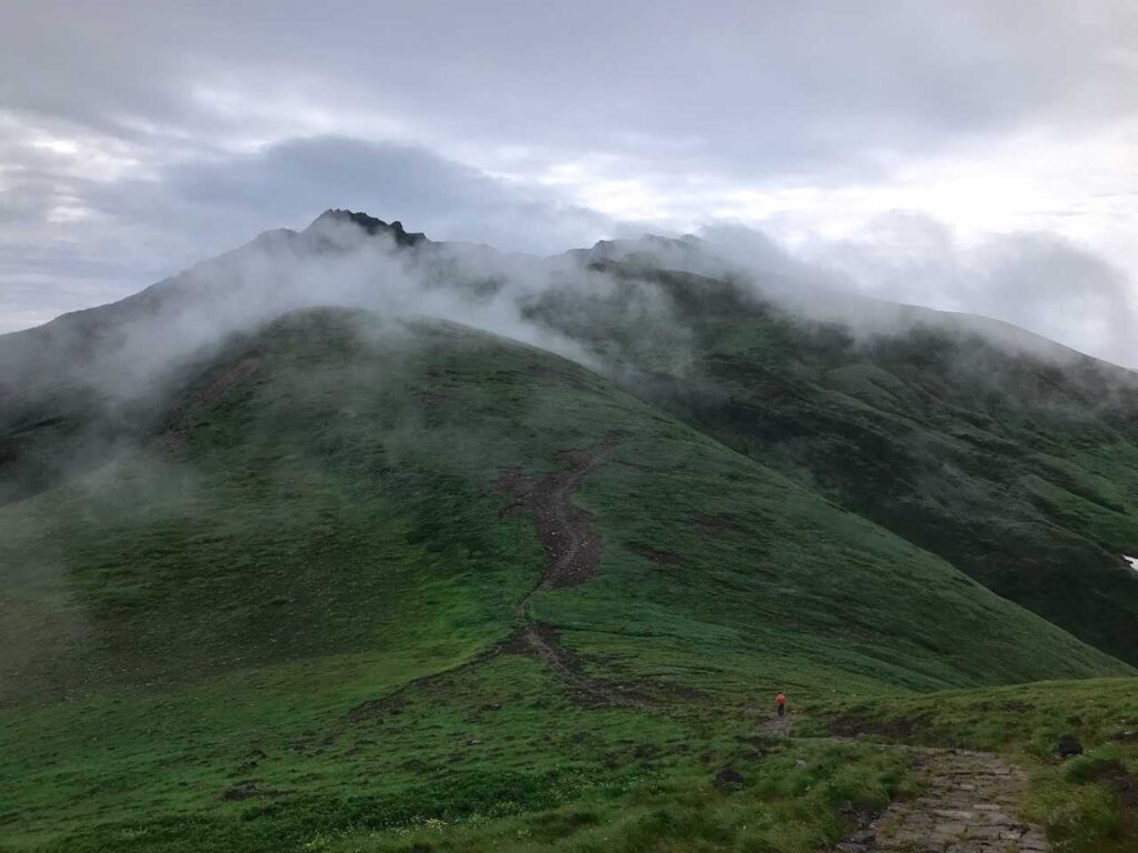 晴れ間が見え始めた空