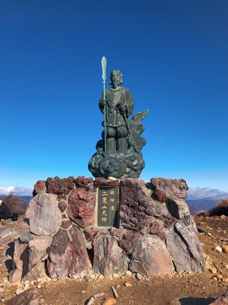 樹林帯を抜けた先の景色