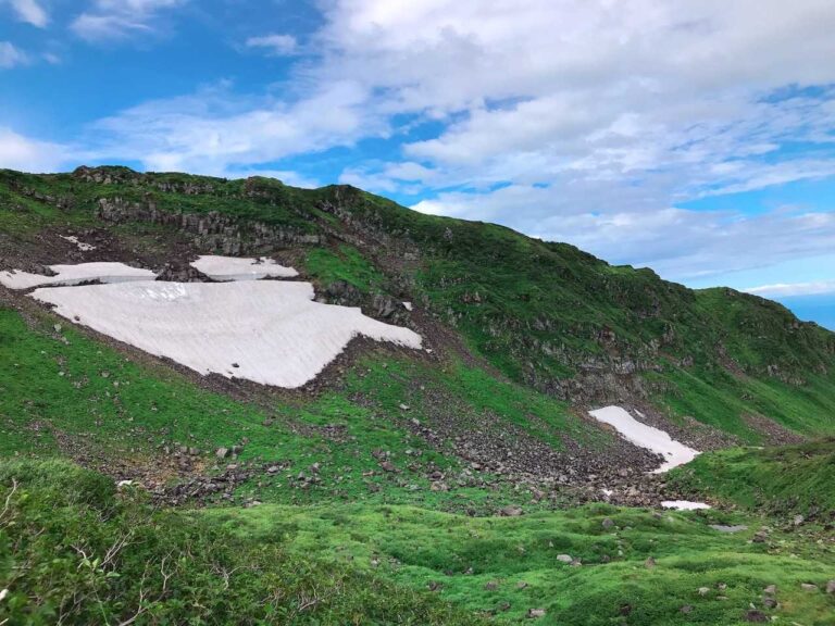 鳥海山の山頂からの景色