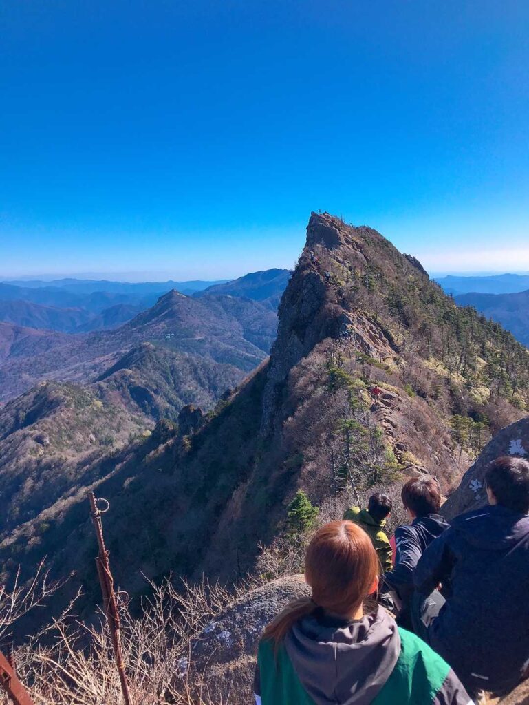 天狗岳への稜線