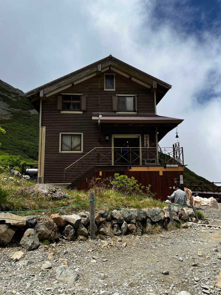 仙丈小屋