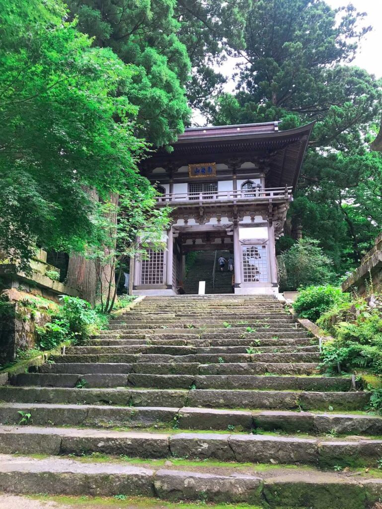 大神山神社の参道