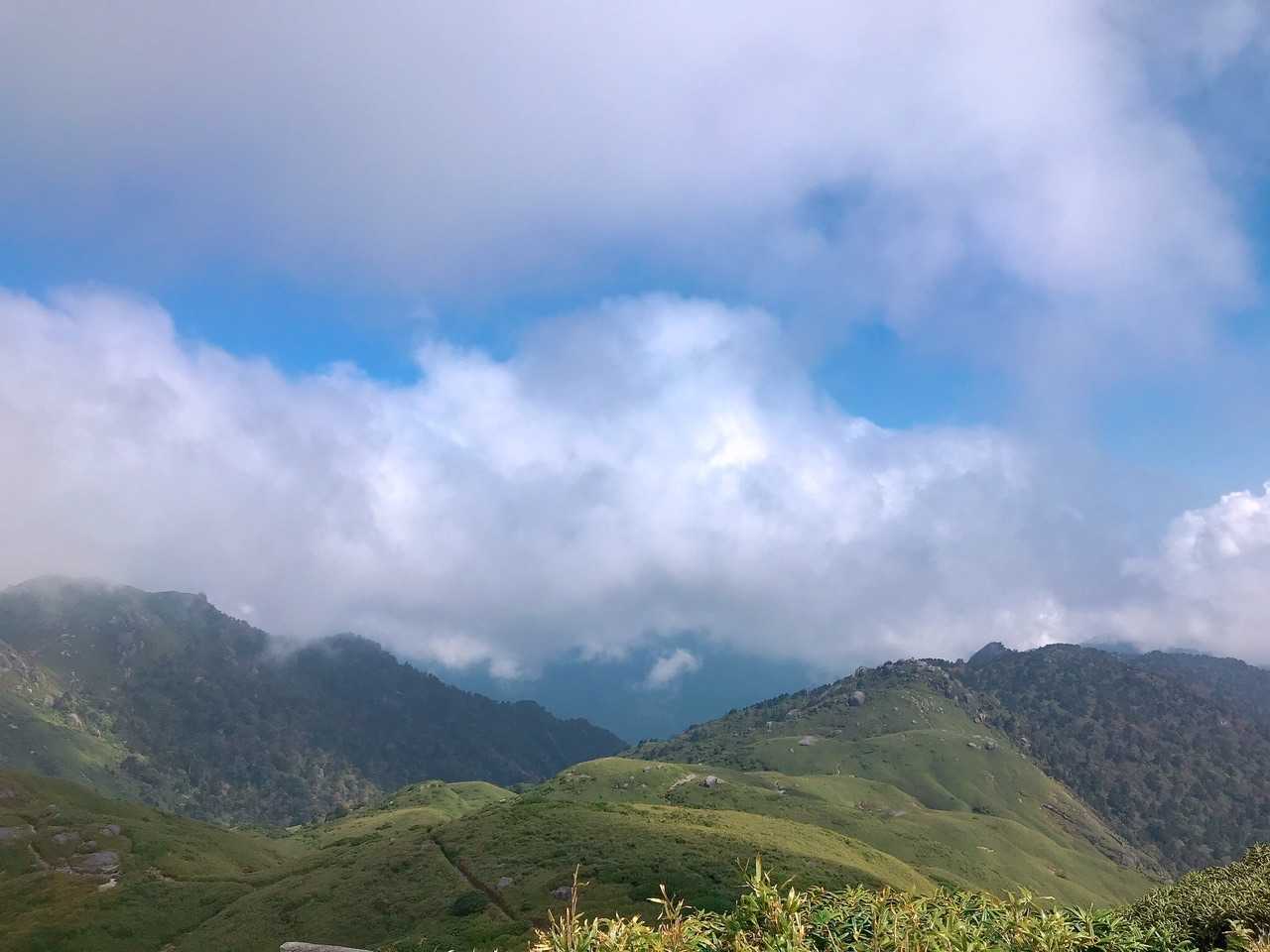 山頂付近からの展望