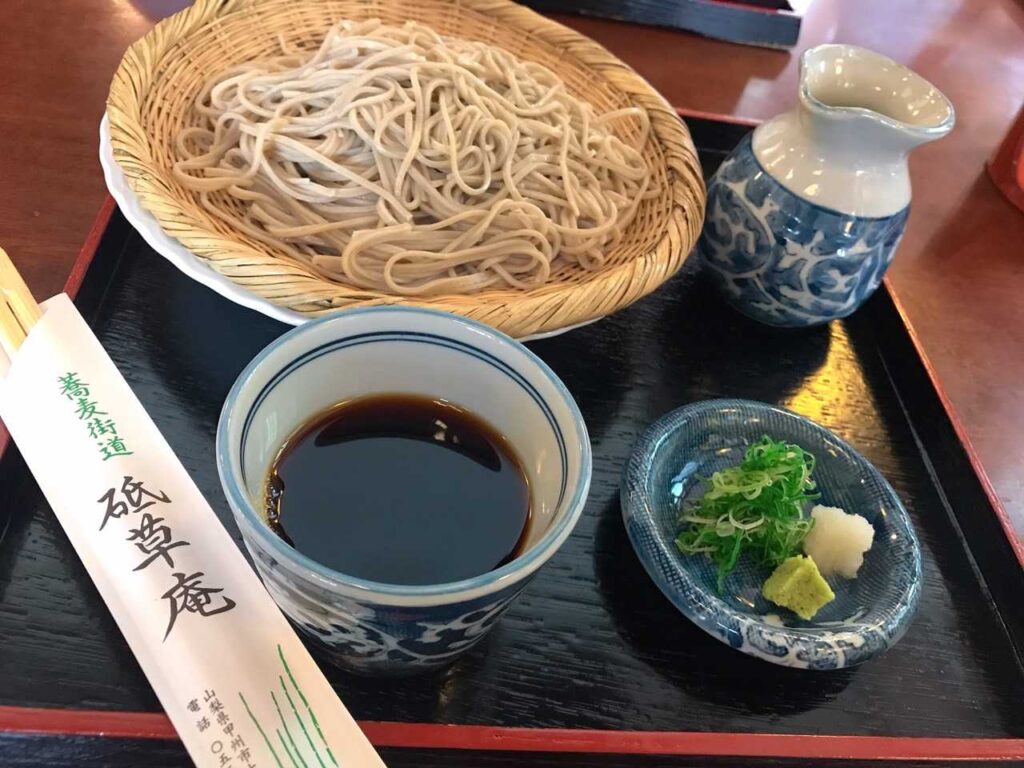 デザートまでいただいてお腹いっぱい