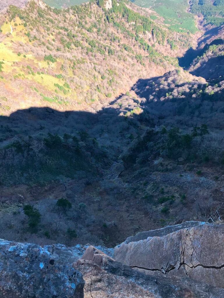 足がすくむ高度感