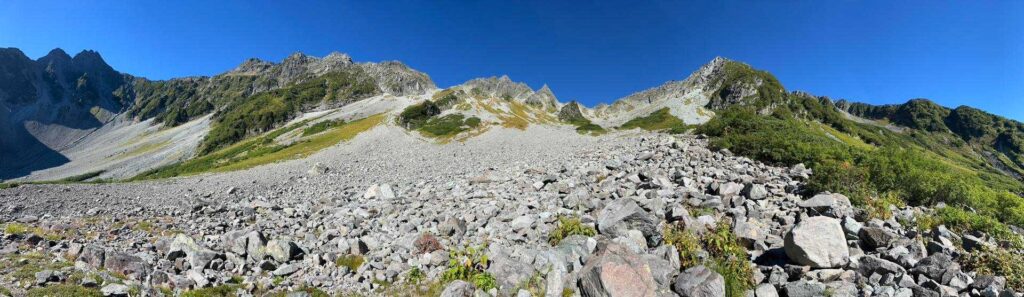 涸沢からの青空。昨日見たかった